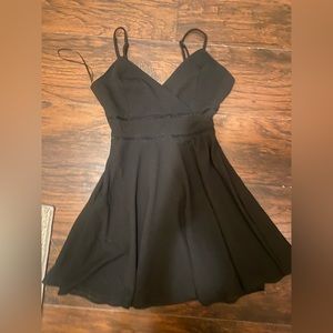 Francesca’s little black dress -Large